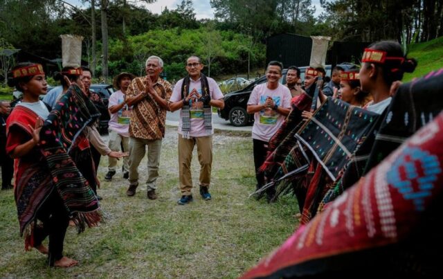 Sandiaga Uno Ajak Menhan Prabowo dan Ganjar Pranowo Liburan ke Danau Toba